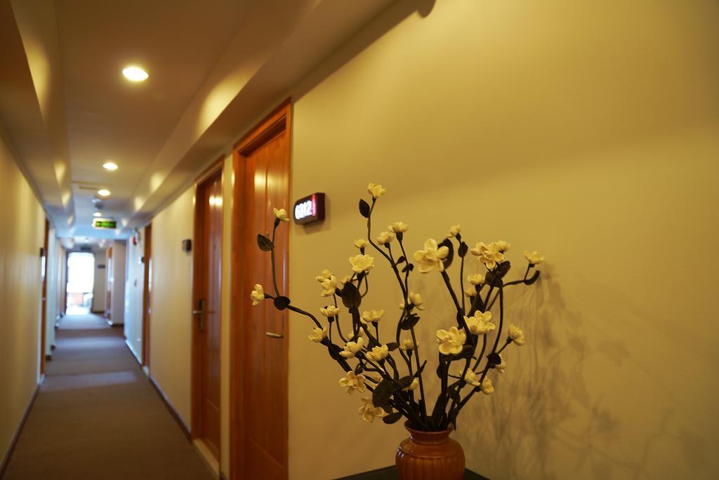 Chiang Roi 7 Days Inn Чиангмай Екстериор снимка