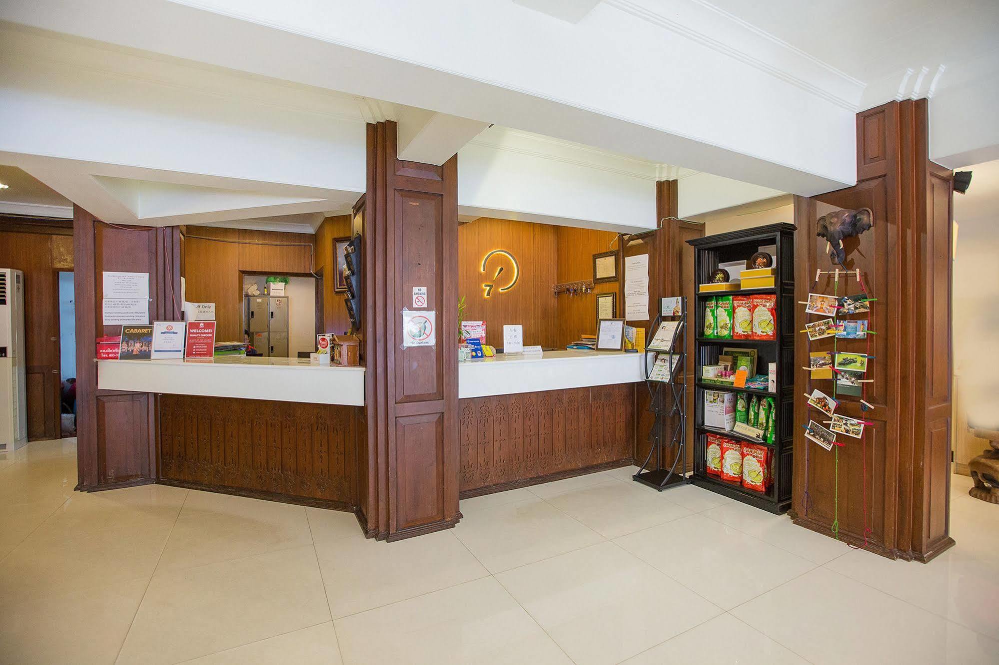 Chiang Roi 7 Days Inn Чиангмай Екстериор снимка